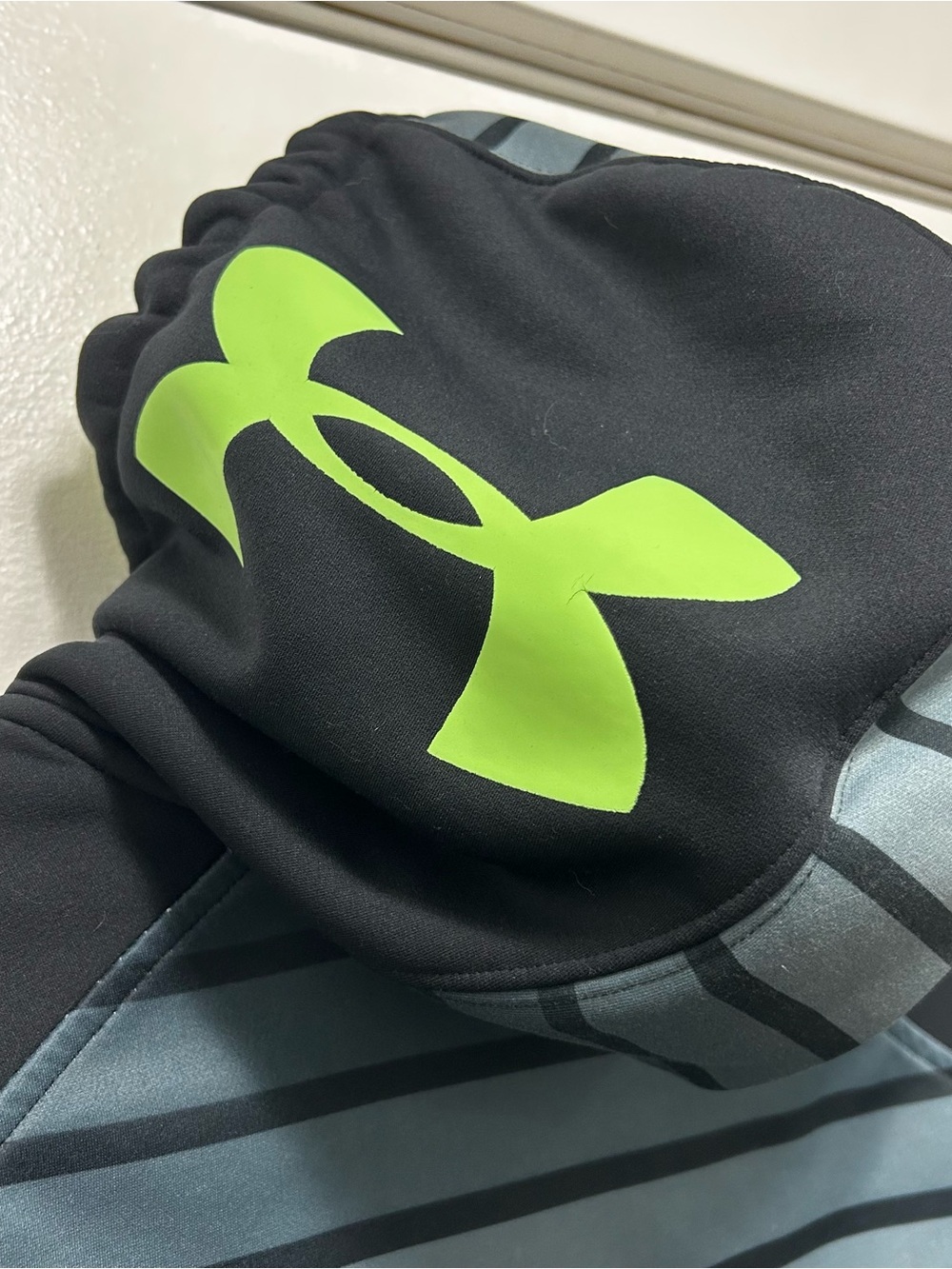 Under Armour Black & Gray Striped Full-Zip Hoodie with Neon Green Trim - Picture 7 of 7
